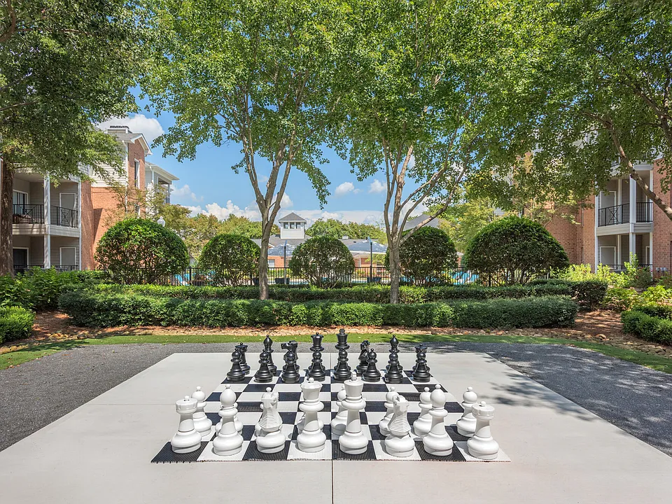 Presley Oaks apartments community photo