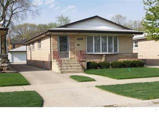 6838 N Dowagiac Ave, Chicago, IL