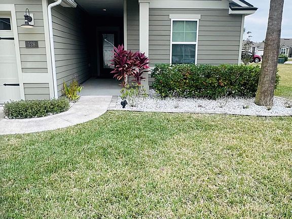 3rd image of 128 DOVETAIL Circle
