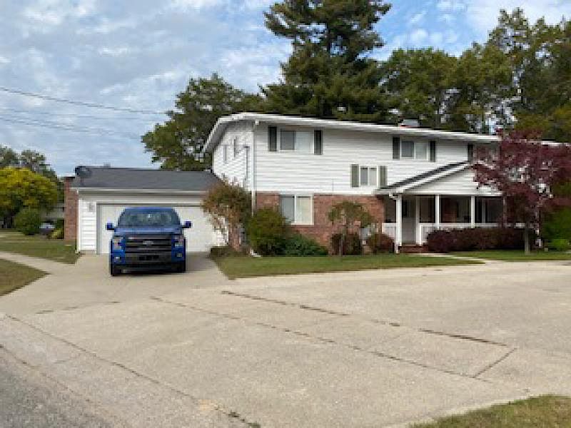 1st image of 9203 Rhode Island Dr #A