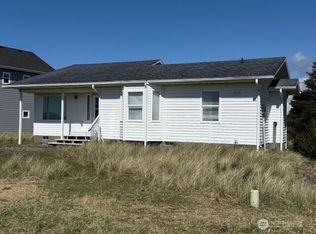 1410 N Jetty Avenue SW, Ocean Shores, WA