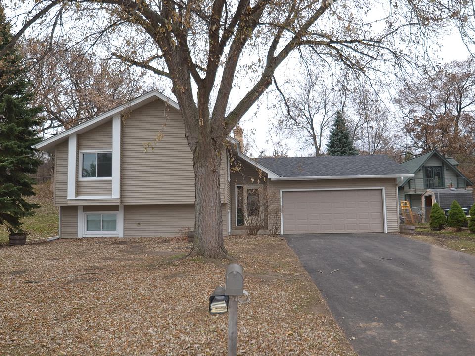 1st image of 2109 123rd St E