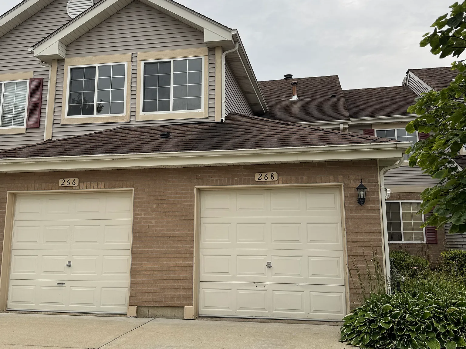 2 bed, 1300 sqft, $2,500 — Photo 1