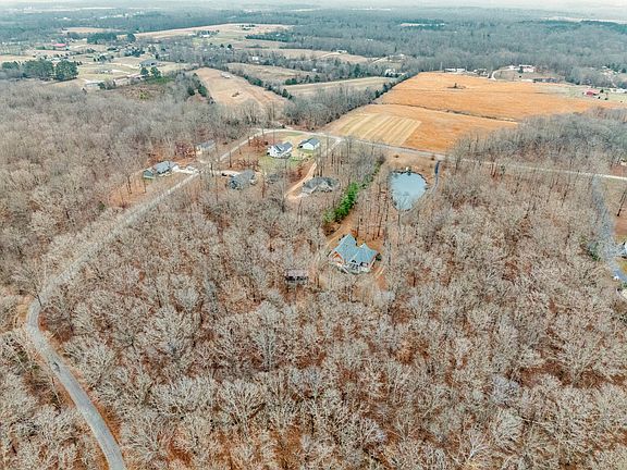 4th image of 250 Windwood Ln