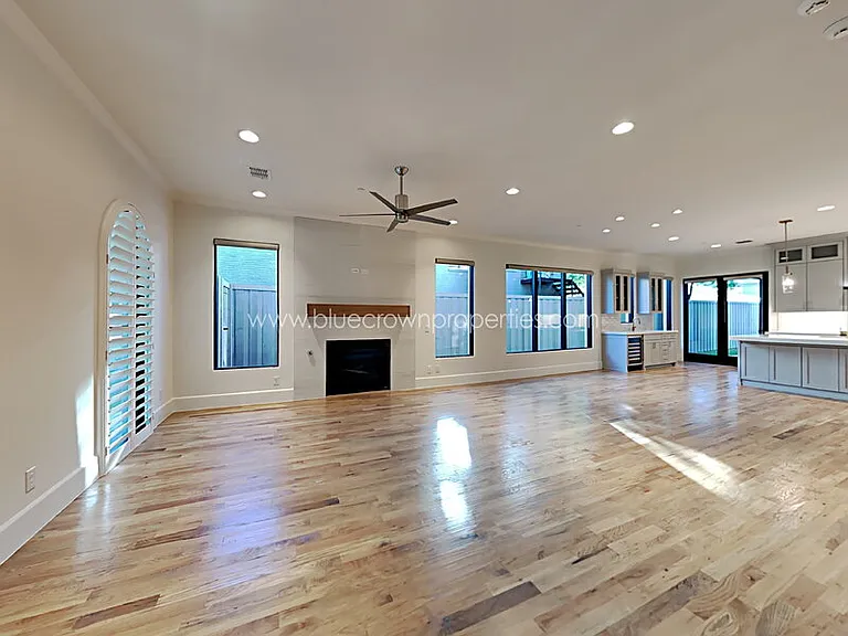 4305 Emerson Ave — Photo 6