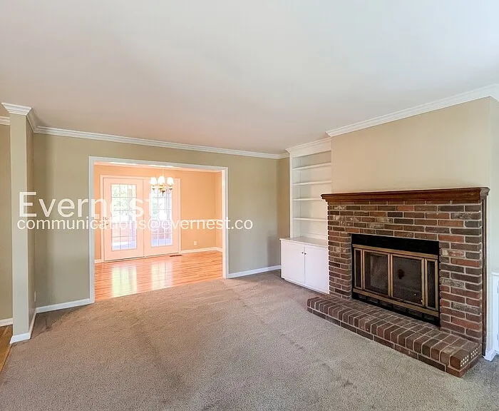 1203 Countryside Rd — Photo 9