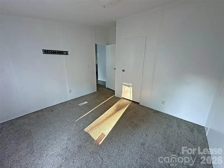 1844 Drew Dr — Photo 6