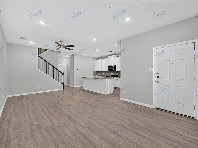 3500 Cricket Dr — Photo 2