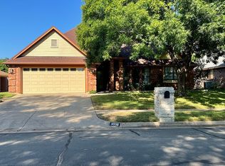 5006 Andalusia Trl, Arlington, TX 76017