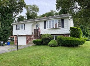 10 Cherry Hill Rd, Johnston, RI 02919