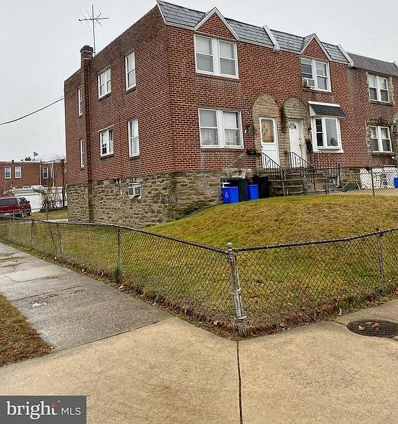1st image of 5753 Tackawanna St