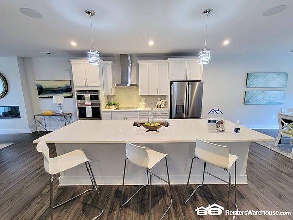 5th image of 2659 Saint Elias Dr #B