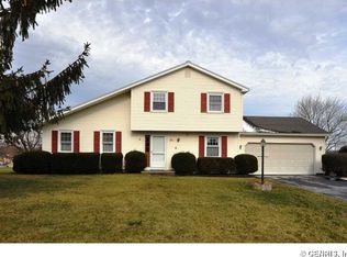 2 Center Xing, Fairport, NY 14450
