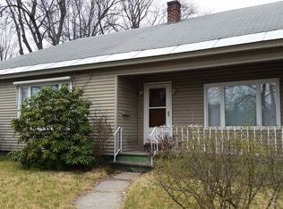 6 Summer St, Gloversville, NY 12078