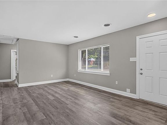 2nd image of 1118 Andros Rd