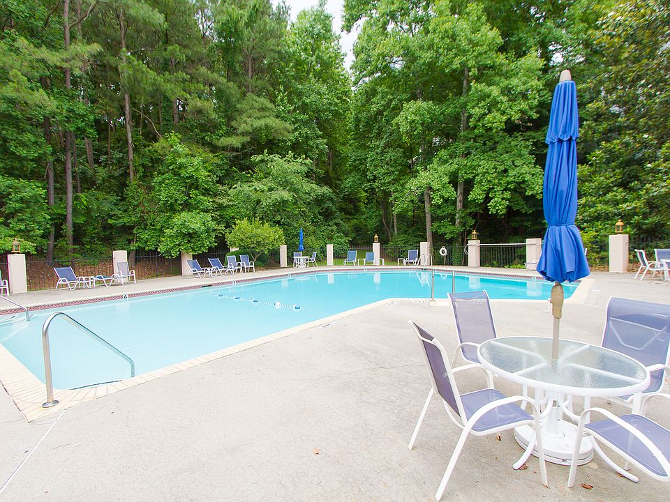 2nd image of 3071 Vinings Ferry Dr SE