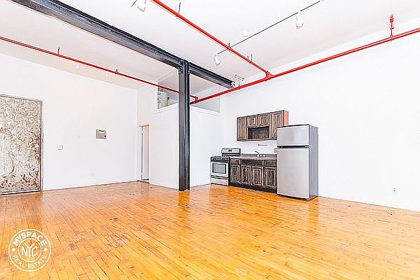 1st image of 385 Troutman St #513