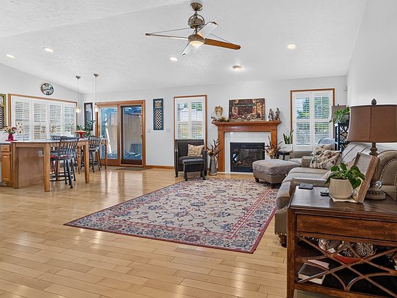 4th image of 1804 Saltonstall Dr