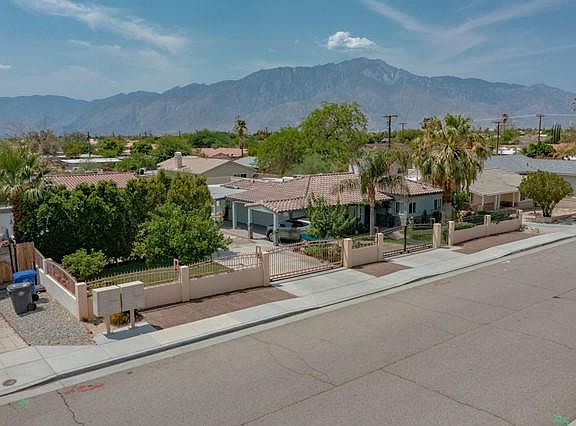 4th image of 66301 Estrella Ave