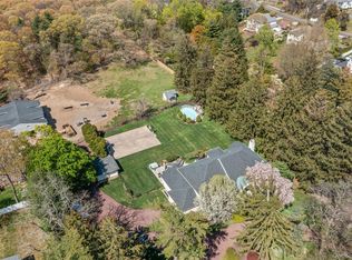 379 Smith Rd, Ronkonkoma, NY 11779