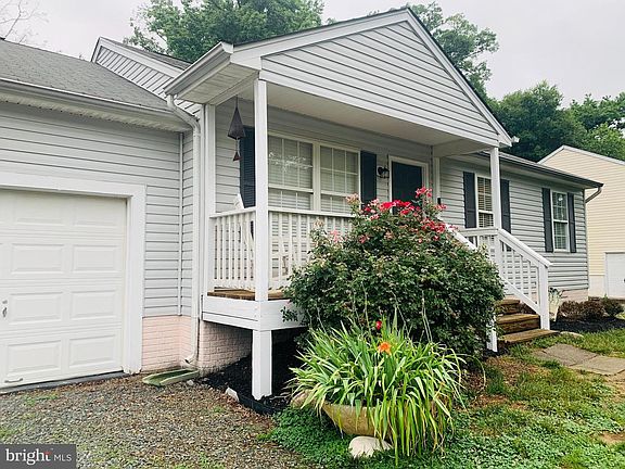 2nd image of 6204 Taverneer Ln