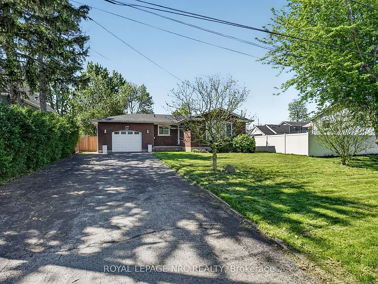 268 Henrietta St — Photo 7