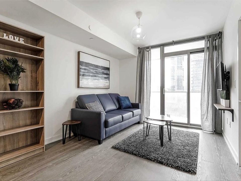2nd image of 708 Bay St #708