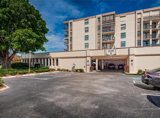 6145 Sun Blvd APT 404, Saint Petersburg, FL 33715