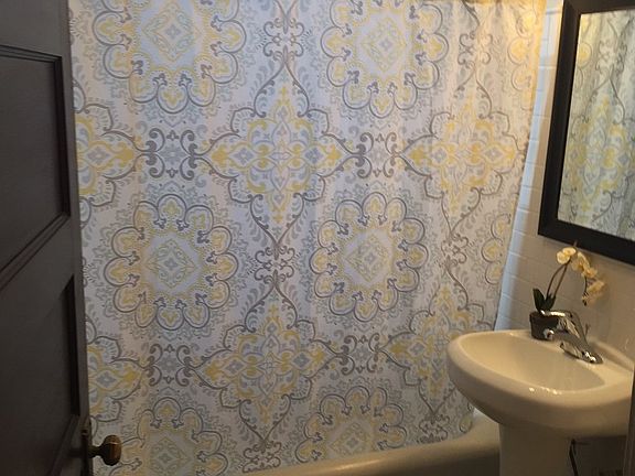 2nd image of 3059 N Maryland Ave #9954826F5