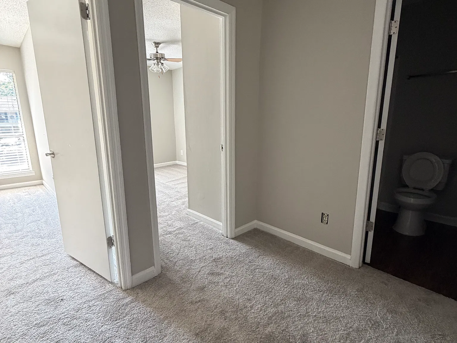 4939 Winters Chapel Rd — Photo 4