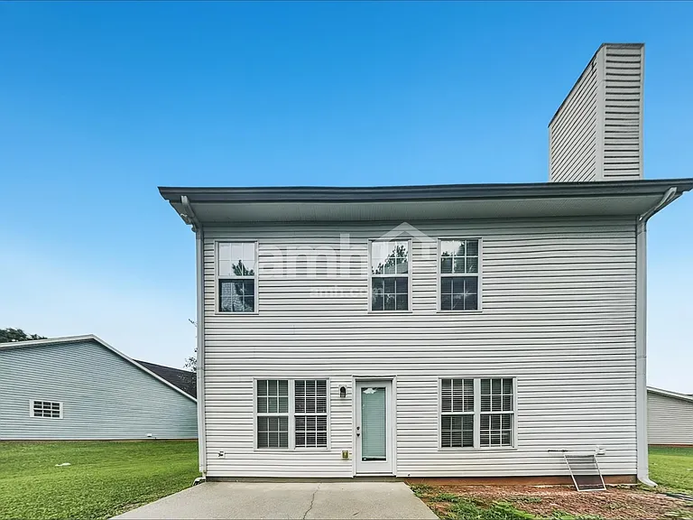 20 Kentshire Pl — Photo 16