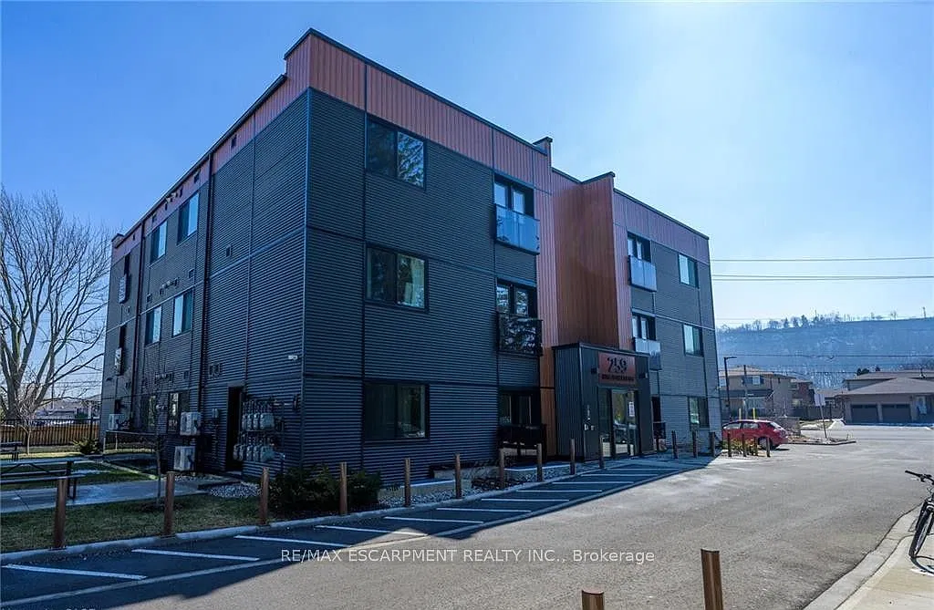 2 bed, $2,100 — Photo 4