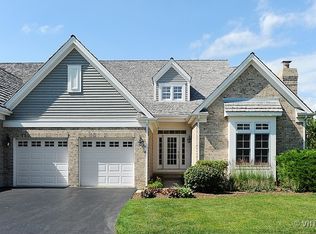 1760 W Newport Ct, Lake Forest, IL