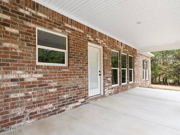 4th image of 190 Rowell Rd