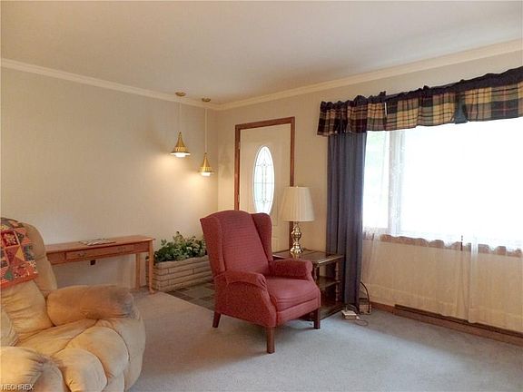 4th image of 3573 Valacamp Ave SE
