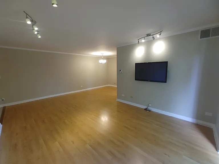 1463 Mercury Dr #209 — Photo 2