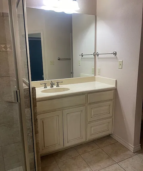 1708 Rockview Dr — Photo 11