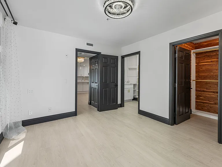 602 W Fir St W #201 — Photo 13