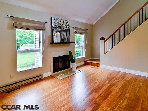 5th image of 2572 Sleepy Hollow Dr