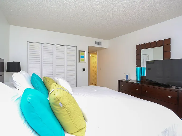 1522 Mainsail Dr #2 — Photo 56
