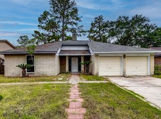 6011 Coachgate Dr, Spring, TX 77373