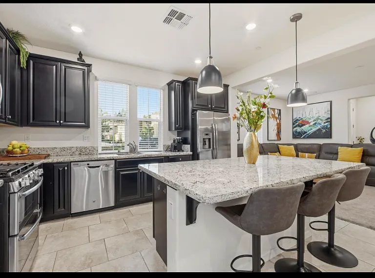 4032 Montcalm Pl — Photo 18