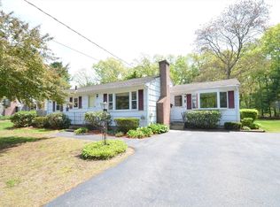 5 Vernon Rd, Medway, MA 02053