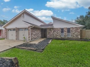 10419 White Clover Dr, Houston, TX 77089