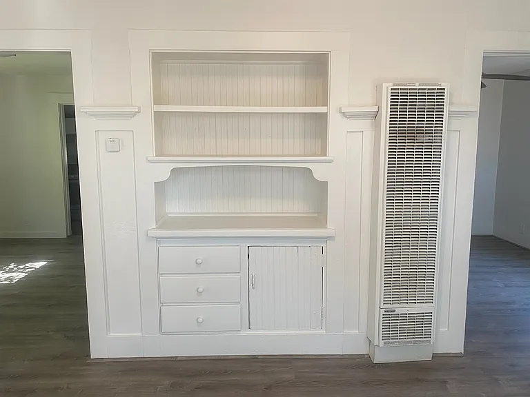 18014 Riverside Dr #4 — Photo 5