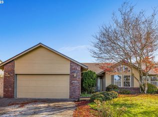 19422 Westwood Dr, Oregon City, OR 97045