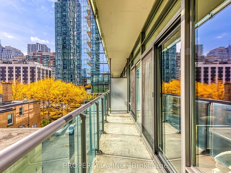 21 Scollard St #406 — Photo 19