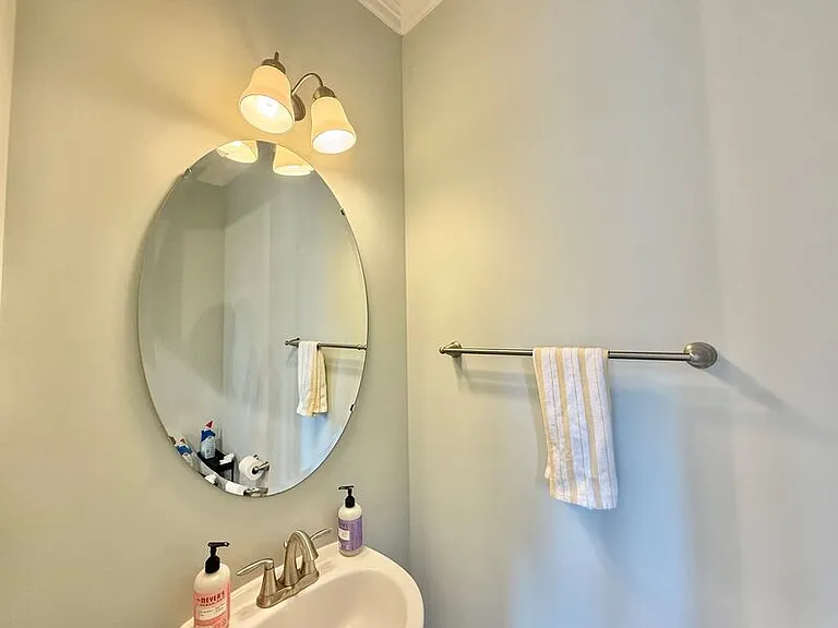 455 Village Commons Ln — Photo 17
