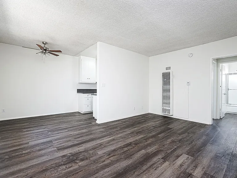 1268 Mariposa St — Photo 15
