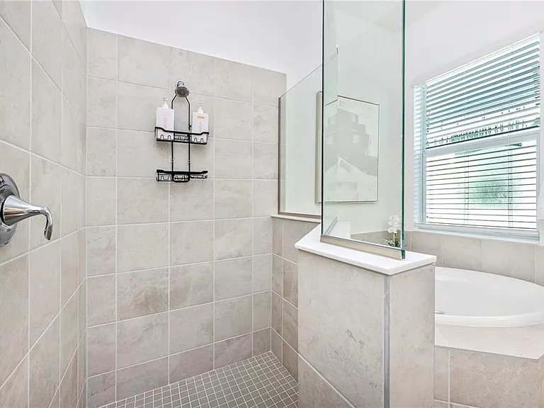 17662 Santorini Ct — Photo 28